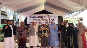 FOTO BERSAMA PIMPINAN PONDOK PESANTREN MODERN AL-MIZAN DAN PONDOK PESANTREN MODERN TERPADU USHULUDDI